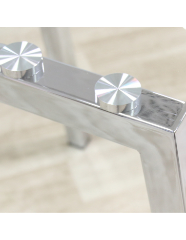 Mesa de comedor sencilla patas metal...