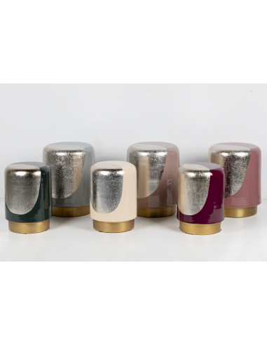 Taburete y mesa auxiliar plata y gris