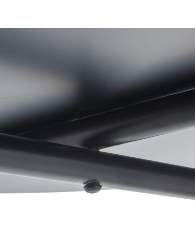 Mesa auxiliar metal esmaltado verde y... Mesa auxiliar metal esmaltado verde y...