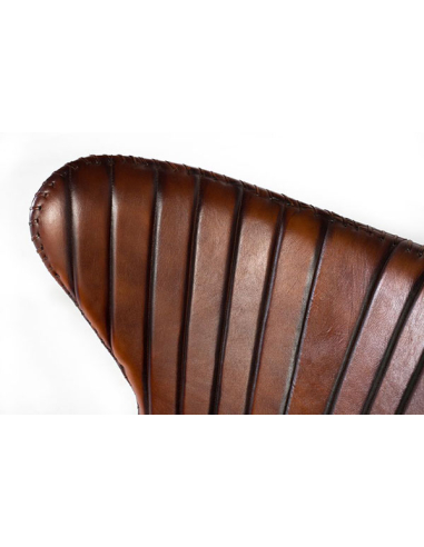 Sillón respaldo alto en cuero marrón