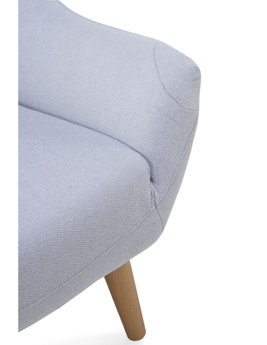 Sillón tapizado color gris claro