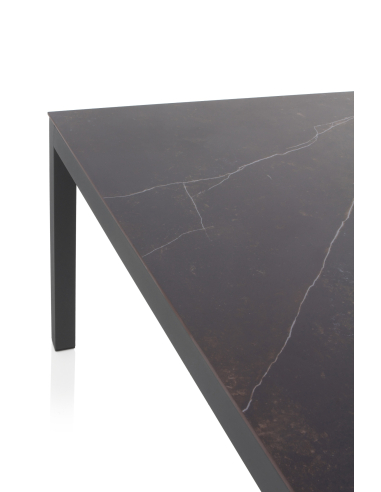 Mesa de Comedor Exterior gris oscuro...