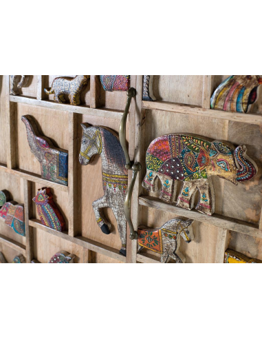 Armario Loira animales calados...