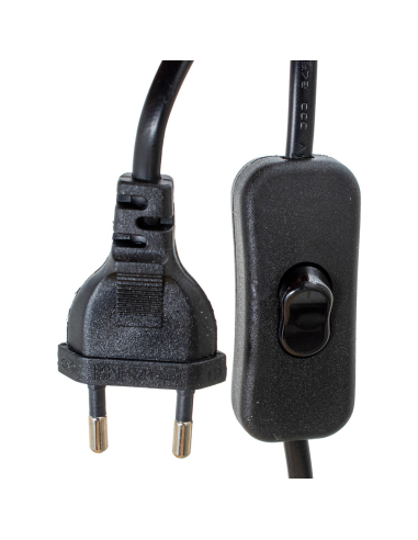 Lámpara de sobremesa de ratán...