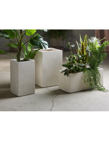 Macetero imitación terrazo con negro...