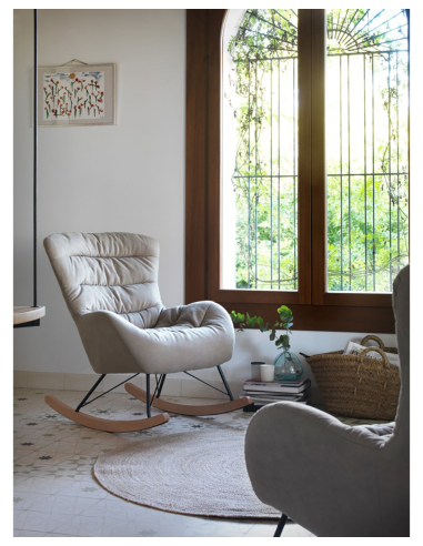 Mecedora Aliso tapizada beige...