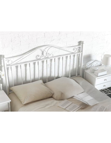 Cama de forja con dosel África