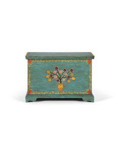 Baúl verde con flores