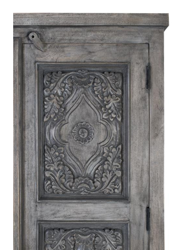 Armario tallado 2 puertas con estantes