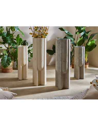 Set 2 jarrones símil piedra base cruz...