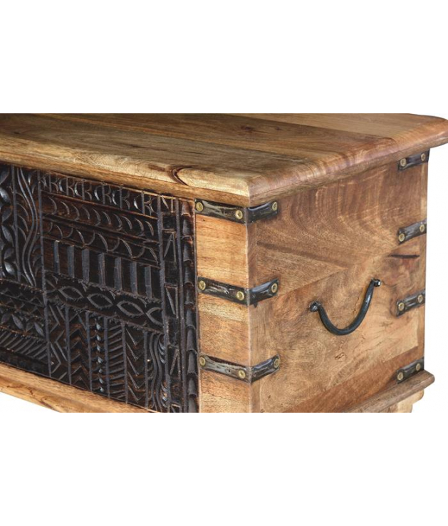 Baúl en madera mango frente tallado