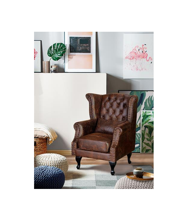 Sillón marrón envejecido con cojín