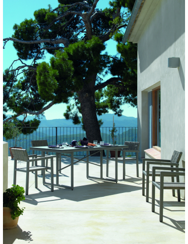 Mesa de comedor Cube grande