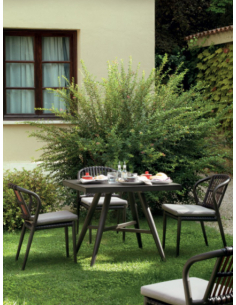 Silla de comedor Delta 2