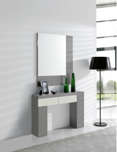 Espejo con marco desplazado...